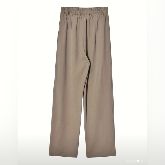 Straight High Waist Pleated Pants - Picture 2 of 6